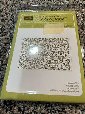 Stampin' Up! Big Shot Embossing Folder - Lime Green & White Scallop Pattern